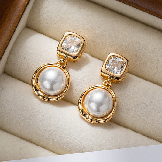 Vintage Luxury Pearl Dangle Earrings