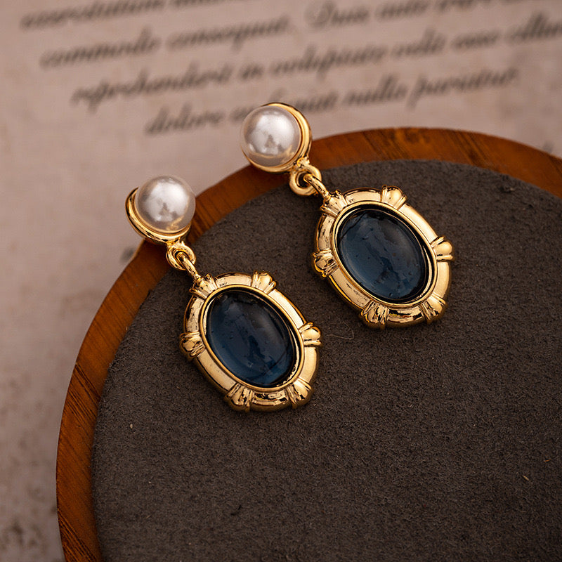 Vintage Pearl Stub Earrings