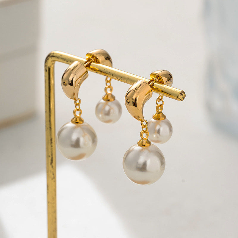 Double Irregular Pearl Earrings