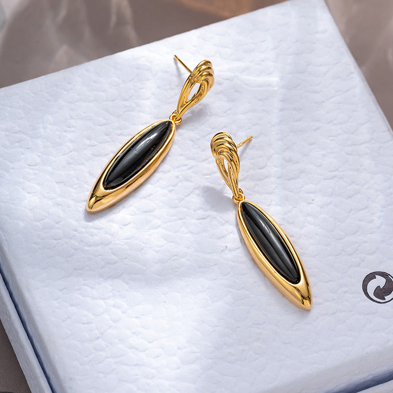 Vintage Luxury Black Dangle Earrings