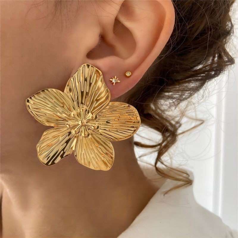 Vintage Butterfly Flower Stub Earrings