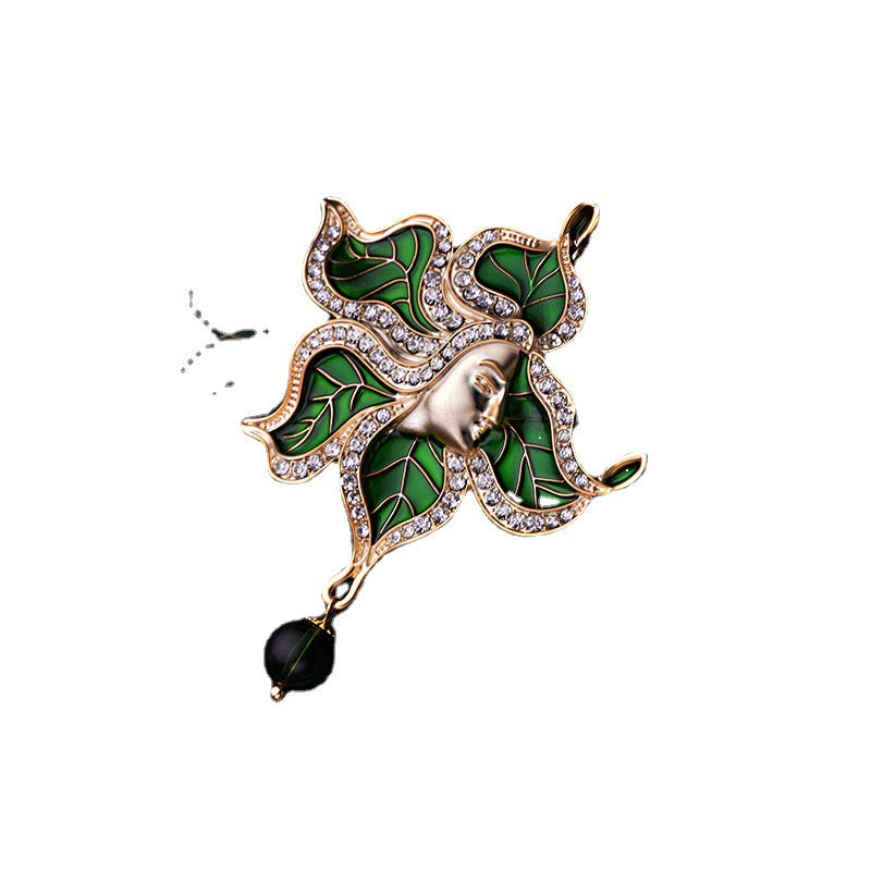 Leaf Mediaeval Vintage Brooch